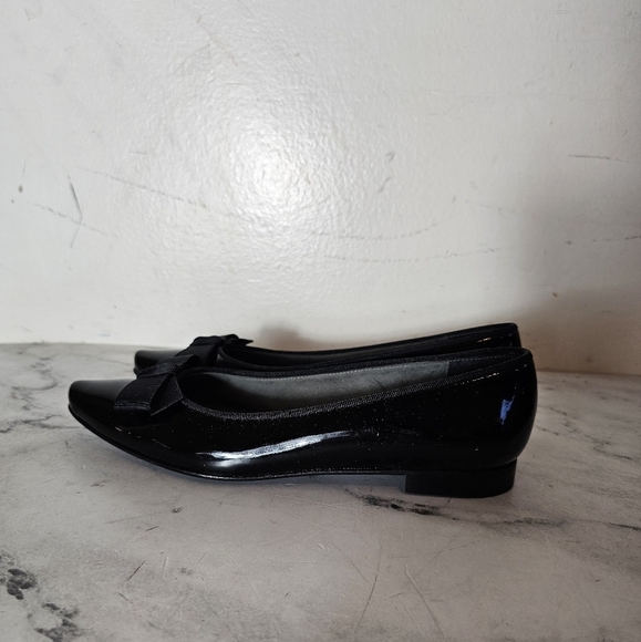 Stuart Weitzman Black Jubilee Bow Patent Flats 5.5 New With Box - Picture 5 of 8